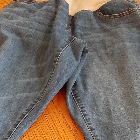 Jessica Simpson Over Belly Maternity Blue Jeans, Straight leg. Size Medium, - Picture 11 of 14